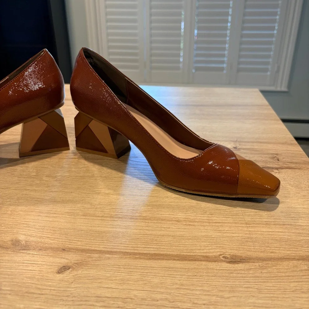 Ninety Union Womens Brown Colorblock Patent Geometric Block Heel Square Toe Pump
